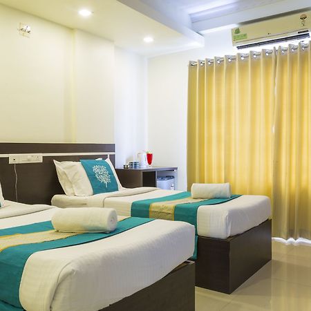 Hotel Sm Regency Kochi Exteriör bild