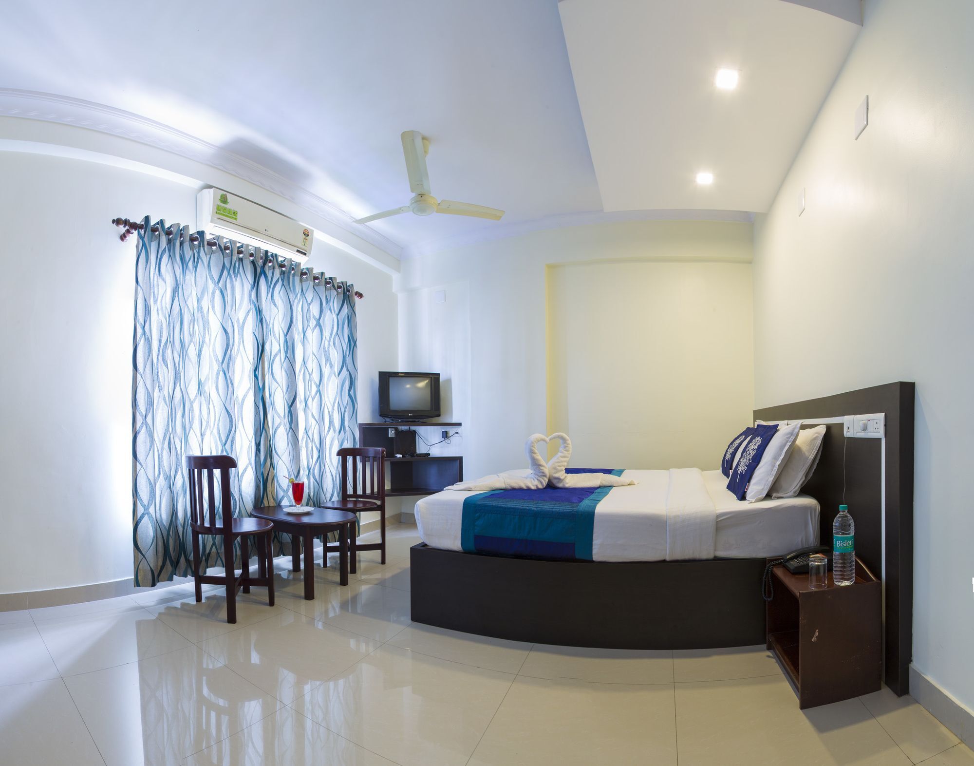Hotel Sm Regency Kochi Exteriör bild